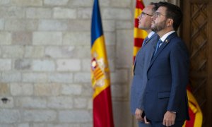 El jefe de Gobierno de Andorra, Xavier Espot (i), y el presidente de la Generalitat de Catalunya, Pere Aragonès (d), a su llegada a una reunión en el Palau de la Generalitat, a 5 de septiembre de 2023, en Barcelona.