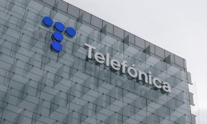 Fachada de la sede de Telefónica, a 6 de marzo de 2023, en Madrid.