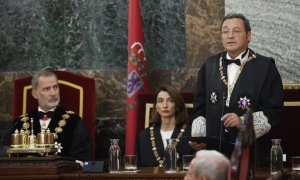 El rey Felipe VI y la ministra de Justicia en funciones, Pilar Llop, escuchan el discurso del fiscal general del Estado, Álvaro García Ortiz, durante el acto de apertura del Año Judicial 2023-2024 este 7 de septiembre de 2023.