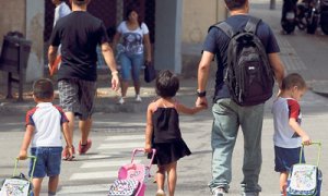 Nens i nenes de camí cap a l'escola, aquesta serà la imatge que omplirà els carrers de Catalunya el pròxim dia 12 de setembre. edu bayer