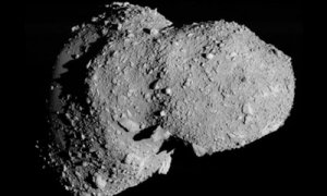 Asteroide 'Itokawa'.