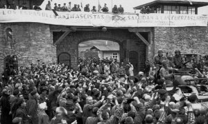 Españoles presos en Mauthausen dan la bienvenida a las tropas estadounidenses