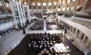 Vista del concierto de la Orquesta Sinfónica Superior de Música de Cataluña con motivo del 75 aniversario del asesinato del expresidente de la Generalitat Lluís Companys y en homenaje a los músicos catalanes represaliados. EFE/Alejandro García