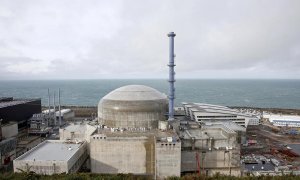 Una foto de archivo de la central nuclear de Flamanville, durante la construcción de un reactor nuclear de tercera generación. REUTERS