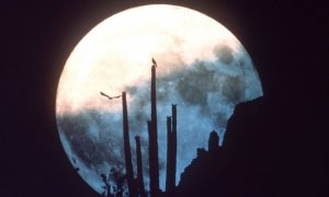 Fotografía de archivo. Vista de la luna llena en Arizona. EFE
