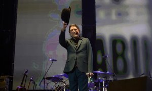 El cantante y compositor Joaquín Sabina durante el concierto que ofrece esta noche en Madrid. EFE/Víctor Lerena