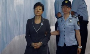 La expresidenta de Corea del Sur, Park Geun-hye, condenada a 25 años de cárcel. / Reuters