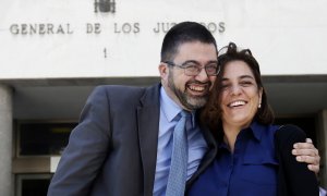 Carlos Sánchez Mato y Celia Mayer, a la salida de los Juzgados de Plaza de Castilla tras declarar como investigados en el juzgado número 21 de Madrid. - EFE