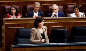 La vicepresidenta del Gobierno, Carmen Calvo, durante el pleno celebrado hoy en el Congreso de los Diputados. EFE/Mariscal