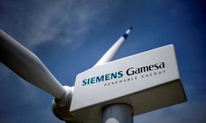 Un modelo de aerogenerador de Siemens Gamesa, en la sede de Zamudio (Vizcaya). REUTERS/Vincent West