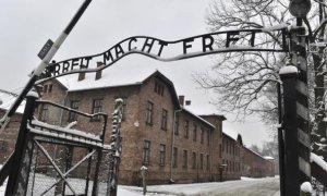 Entrada al campo de concentración de Auschwitz. EFE