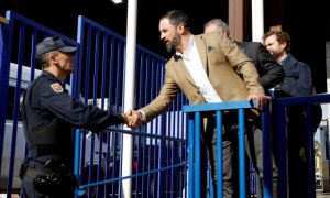 El presidente de Vox, Santiago Abascal, en una visita a la frontera de Melilla. GUERRERO / EFE