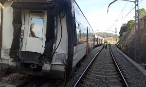 Aspecte d'un dels combois afectats per l'accident ferroviari que va tenir lloc entre Manresa i Sant Vicenç de Castellet (Bages). EUROPA PRESS