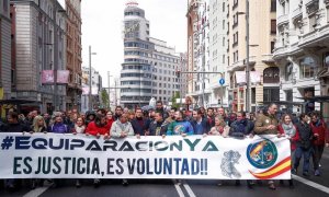 Los políticos Ortega Smith, Rivera y García Egea durante la manifestación. / EFE