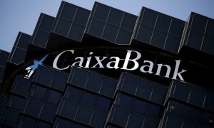 El logo de Caixabank, en su sede en Barcelona. REUTERS/Albert Gea