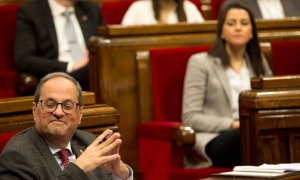 Imagen de archivo del presidente de la Generalitat, Quim Torra, junto a la líder de Ciudadanos, Inés Arrimadas. EFE