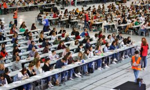 Oposiciones de Enfermería celebradas este domingo. / EFE