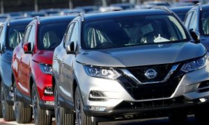 Varios modelos del Nissan Qashqai, aparcados en la planta de Sunderland./REUTERS