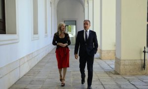 La consejera Patricia del Pozo y el Consejero Elías Bendodo el pasado lunes en el Palacio de San Telmo.