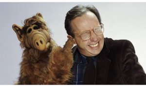 Muere Max Wright, protagonista de la serie de los 80 "ALF". Radio Zero