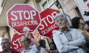 29/11/2018 - Protesta contra un desahucio. EFE/Archivo