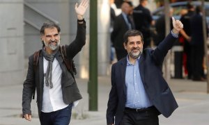 Jordi Cuixart i Jordi Sànchez de camí cap a l'Audiència Nacional