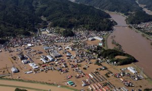 Imagen aérea de las inundaciones en Marumori. EFE