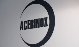 El logotipo del fabricante español de acero inoxidable, Acerinox. REUTERS/Wolfgang Rattay