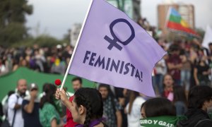 25/11/2019 - Manifestación feminista en Santiago de Chile. / AFP