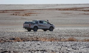 Un coche del Frente Polisario en el desierto del Sahara Occidental. JOSE CARMONA