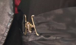 La ropa de Olivia Newton-John en 'Grease' alcanza los 400.000 euros en subasta
