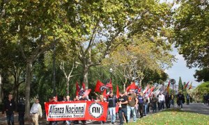 Militantes del partido neonazi Alianza Nacional.