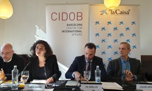 Expertos en migraciones del CIDOB durante la presentación de su anuario sobre migraciones de 2019 en Madrid.- CIDOB