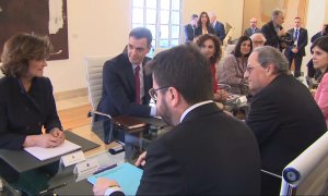 Gobierno y Generalitat acuerdan que la mesa se reúna una vez al mes