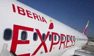 Un avión de Iberia Express, una de las compañías del holding aeronáutico IAG. E.P.