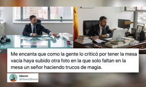 La nueva foto del despacho de Santiago Abascal (sin pimentón), analizada por los tuiteros