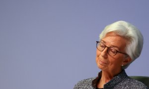 La presidenta del BCE, Christina Lagarde, durante una rueda de prensa en la sede la institución, en Fráncfort. REUTERS/Kai Pfaffenbach