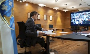 El presidente de la Xunta de Galicia Alberto Núñez Feijóo durante una videoconferencia con otros presidentes autonómicos./ David Cabezón (EFE)