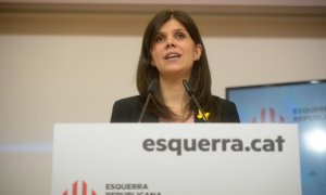 La secretària general adjunta d'ERC i portaveu del partit, Marta Vilalta, durant una roda de premsa per valorar la posició del partit sobre la pròrroga de l'estat d'alarma. ERC