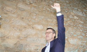 Foto del pasado mes de febrero del presidente de la Xunta de Galicia y del PP gallego (PPdeG), Alberto Núñez Feijóo, tras presidir la Junta Directiva del partido un día después de anunciar el adelanto electoral. E.P./Álvaro Ballesteros