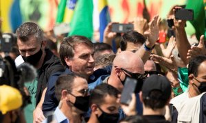 Bolsonaro se reúne con sus seguidores en Brasilia. / JOÉDSON ALVES (EFE)