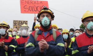 Manifestación contra el cierre de Alcoa a la altura de Ribadeo