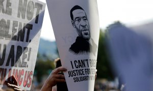 04/06/2020 - Manifestación en Portland (EEUU) por el asesinato de George Floyd a manos de la Policía. / REUTERS - TERRAY SILVESTRE