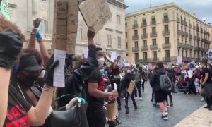 Más de 1.000 concentrados en Barcelona contra el racismo en la acción de la CNAAE