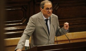 Pla mitjà del president del Govern, Quim Torra, intervenint durant el ple monogràfic sobre la covid-19. Imatge de l'1 de juliol del 2020. Horitzontal. Sívlia Jardí | ACN