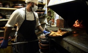 Reapertura de un restaurante en Madrid tras el confinamiento. /Europa Press