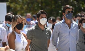 Cayetano Rivera protesta ante Trabajo para pedir ayudas a la tauromaquia y los tuiteros responden: "Necesita más subvenciones porque pasa hambre en su mansión"