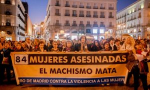Manifestación en recuerdo a las mujeres víctimas de violencia de género en la Puerta del Sol, Madrid (España), a 25 de octubre de 2019