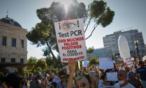 Manifestación contra el uso obligatorio de mascarillas en la plaza de Colón de Madrid. /Europa Press