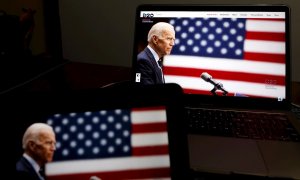 El candidato demócrata Joe Biden, mostrado en una computadora, habla durante la Convención Nacional Demócrata, en la ciudad de Nueva York. EFE / EPA / JASON SZENES